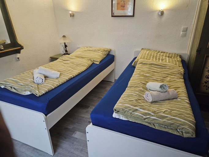 Bedroom 2, PB Hotel Pension, Goslar