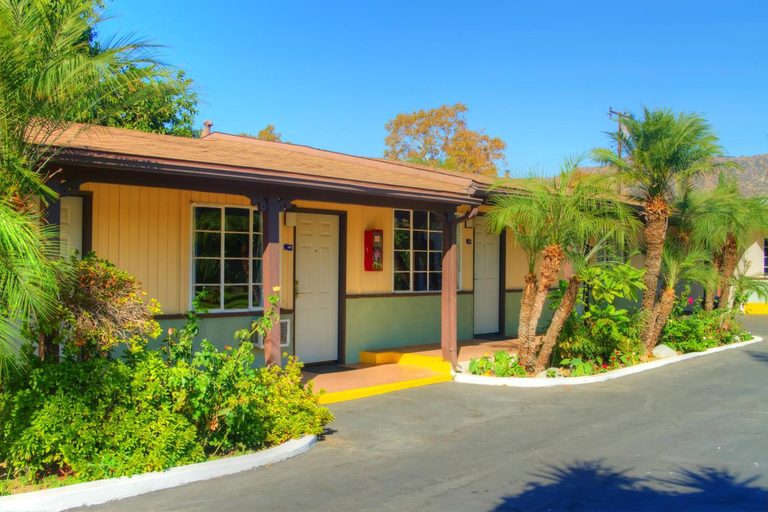 Exterior & Views 2, Palm Tropics Motel, Los Angeles
