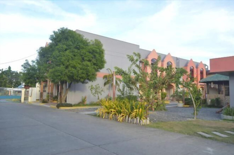 Exterior & Views, Manora Apartment, Talisay City