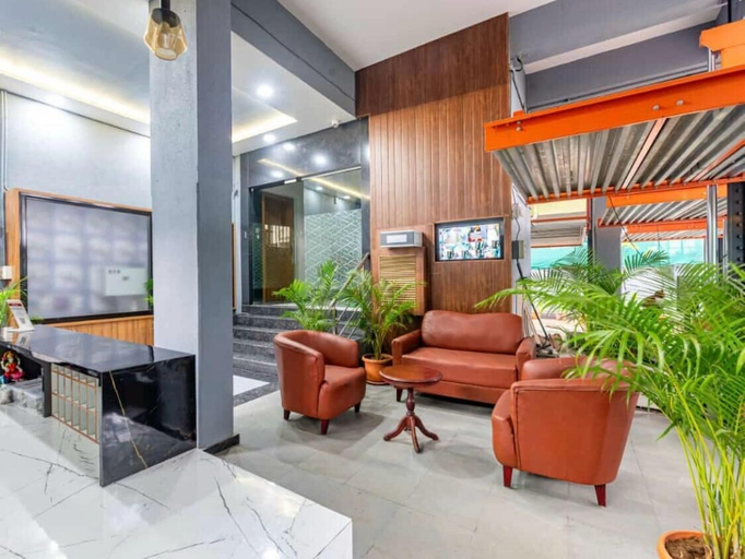 Others 4, Samrat Inn, Pune