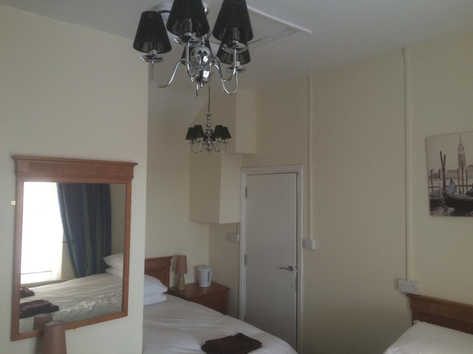 Bedroom 2, The Grafton Rooms, Northamptonshire
