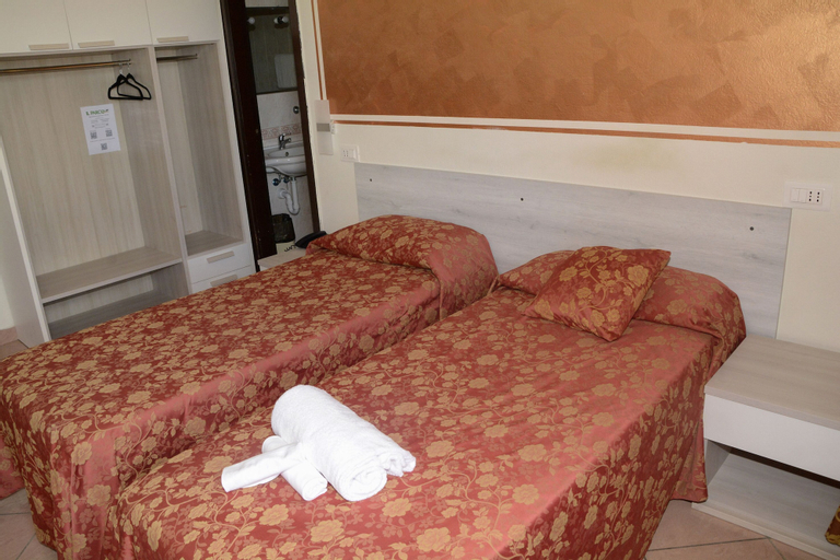 Bedroom 15