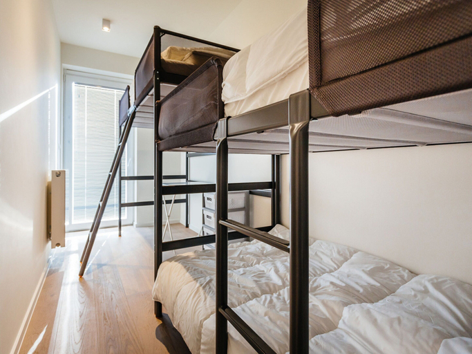 Bedroom 3, Apartment on Zeedijk With Stunning Sea View, West-Vlaanderen