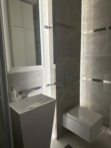 Bathroom 4