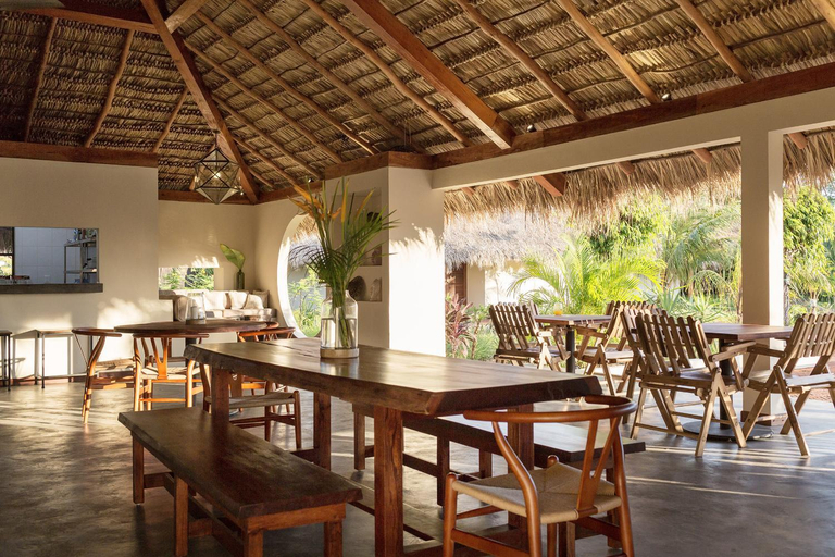 Food & Drinks 5, Malibu Popoyo, Tola