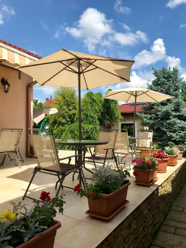 Others 3, Cristi's Rooms - Pensiune, Oradea
