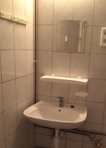 Bathroom 2, Fasor vendeghaz, Balatonföldvári