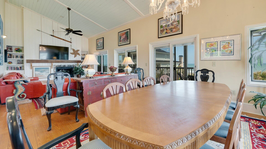 Dining 2, Huge Oceanfront Home With Full Golf Membership 8 Bedroom Home by Peace Vacations, Georgetown