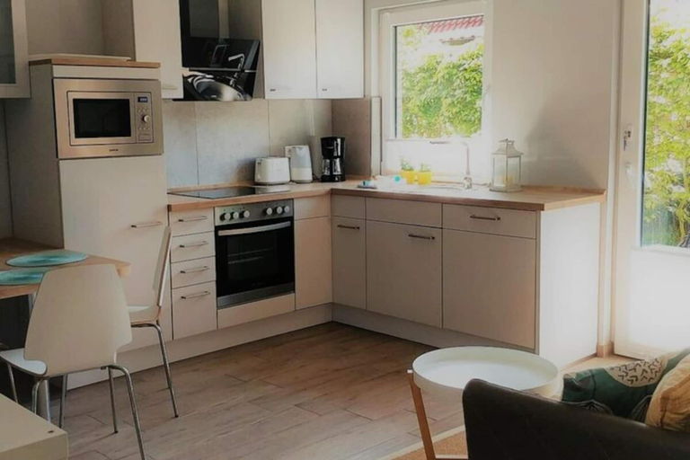 Others 4, Appealing Apartment in Borkum, Leer