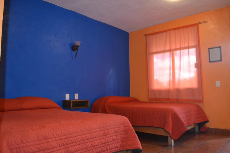 Bedroom 2, Hotel Quetzalcalli, Temascalapa