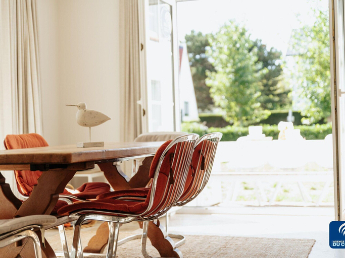 Others 4, Modern Flat in Quiet Area, West-Vlaanderen