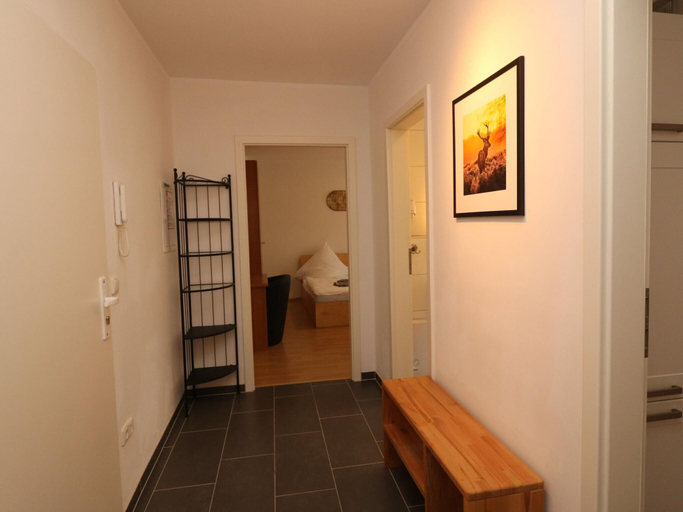Others 2, Apartment in Essen With Scenic Terrace, Essen