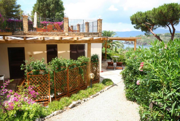 Others 3, Residence Cala Silente, Livorno