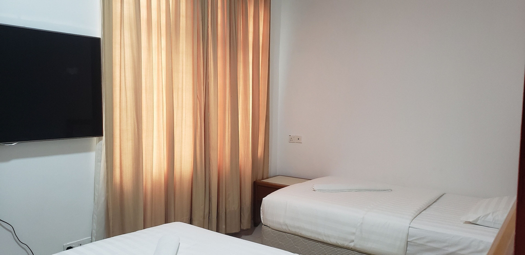 Bedroom 25