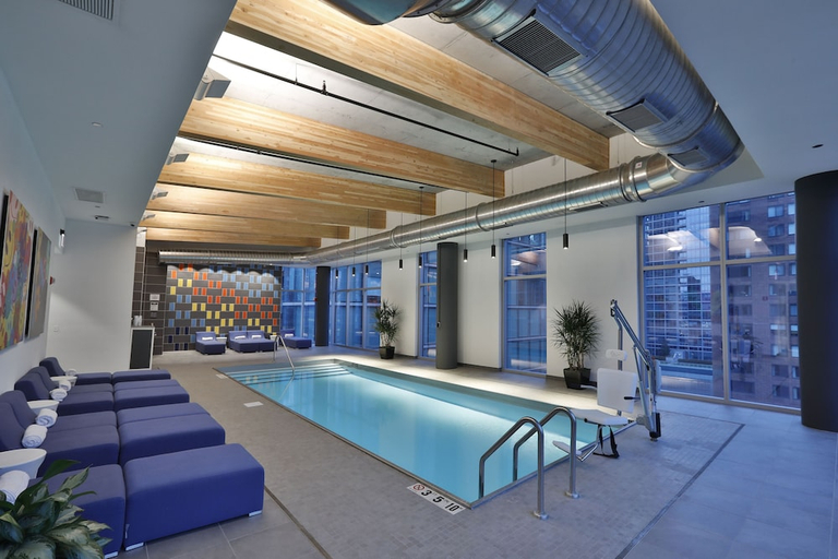Sport & Beauty 5, Aloft Chicago Mag Mile, Cook