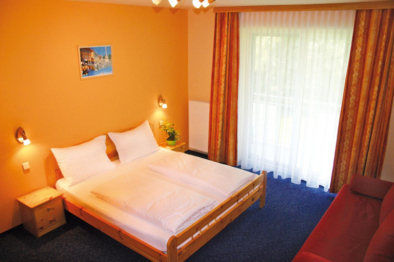 Bedroom 2, Gasthof Zum Lindenhof, Südoststeiermark