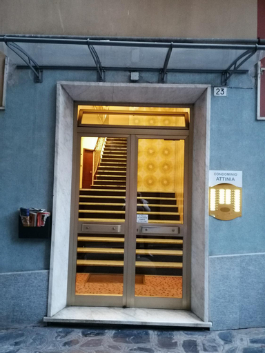 La conchiglia, Genova