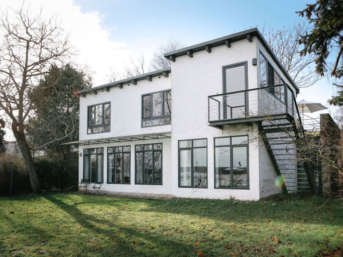 Exterior 4, Bauhaus Holiday Apartment by the Lake, Potsdam-Mittelmark