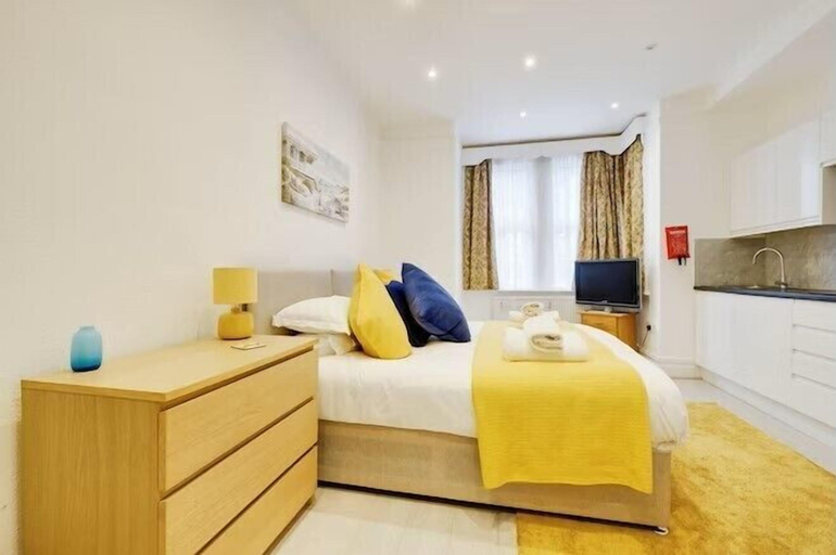 Bedroom 6