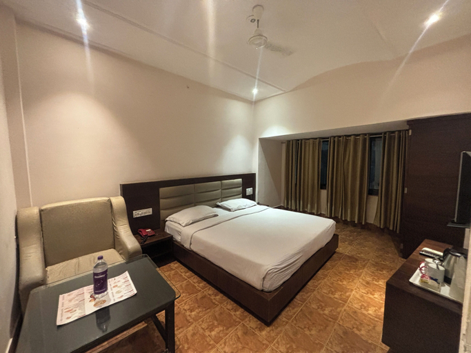 Bedroom 2, Hotel Akanksha, Bastar