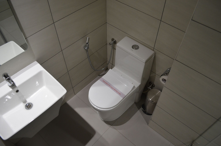 Bathroom 4, City Lake Hotel , Bangalore