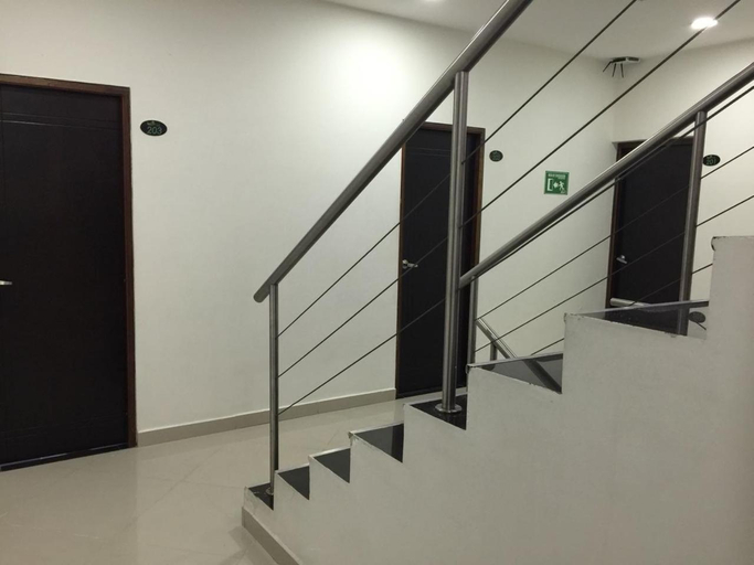 Others 4, Hotel Laureles Park, Medellín