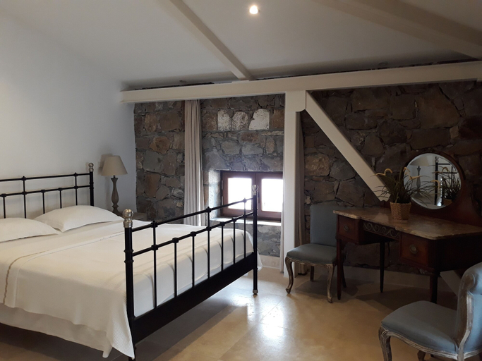 Bedroom 3, şonef house, Bozcaada