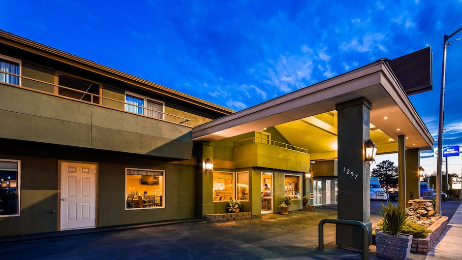 Exterior & Views, RiverTree Inn, Asotin