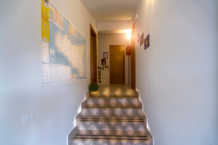 Others 3, B&B Gattina, Messina