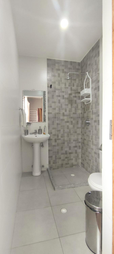 Bathroom 4, Minka Hostel, Quito