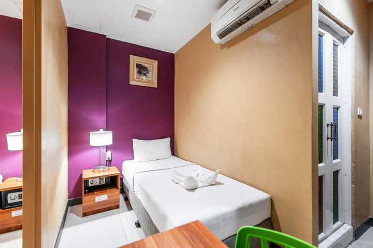 Bedroom 15
