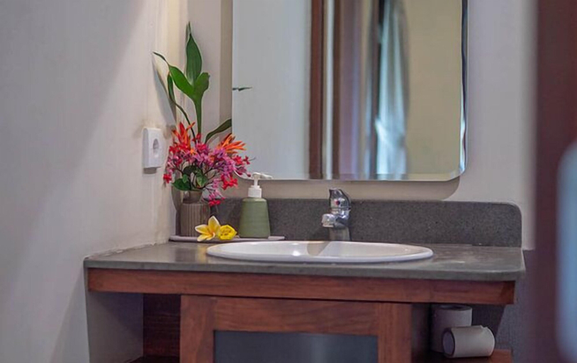 Bathroom 6