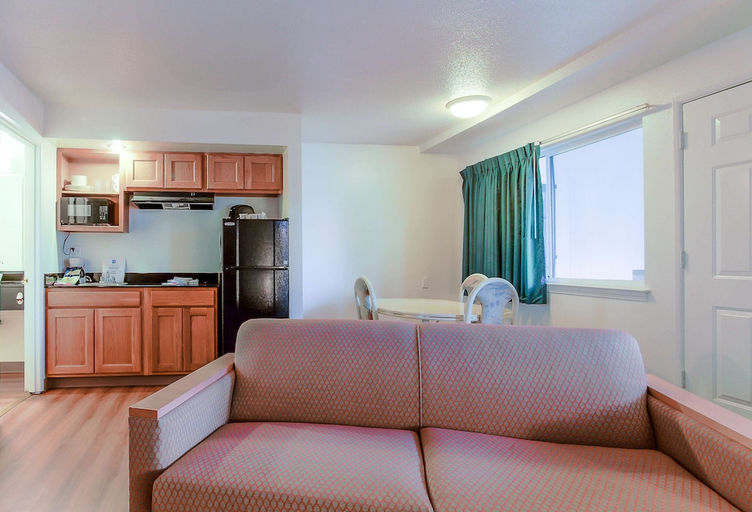 Others 5, Motel6 Coos Bay, OR, Coos