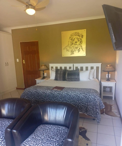 Bedroom 2, Happy Jackal, Nelson Mandela Bay