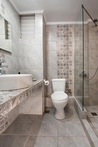 Bathroom 5, Galaxy Hotel, Peloponnese