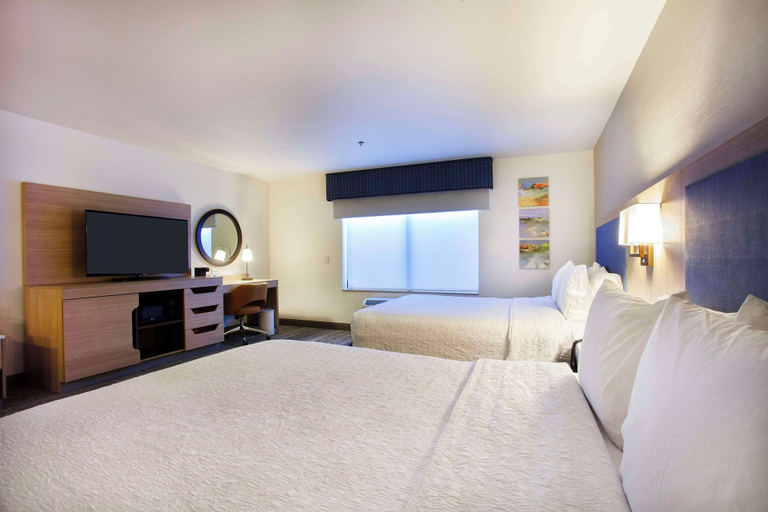 Bedroom 3, Hampton Inn & Suites Mountain Home, Elmore