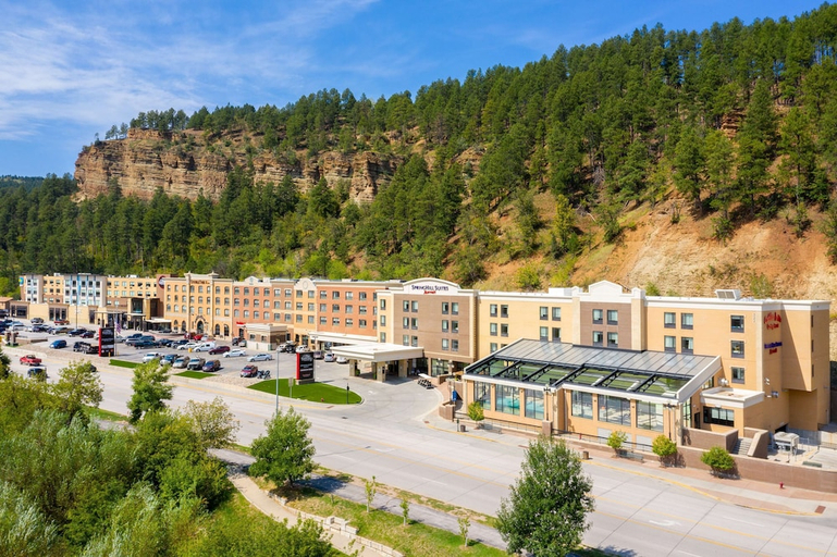 Exterior & Views, DoubleTree by Hilton Deadwood at Cadillac Jack', Lawrence