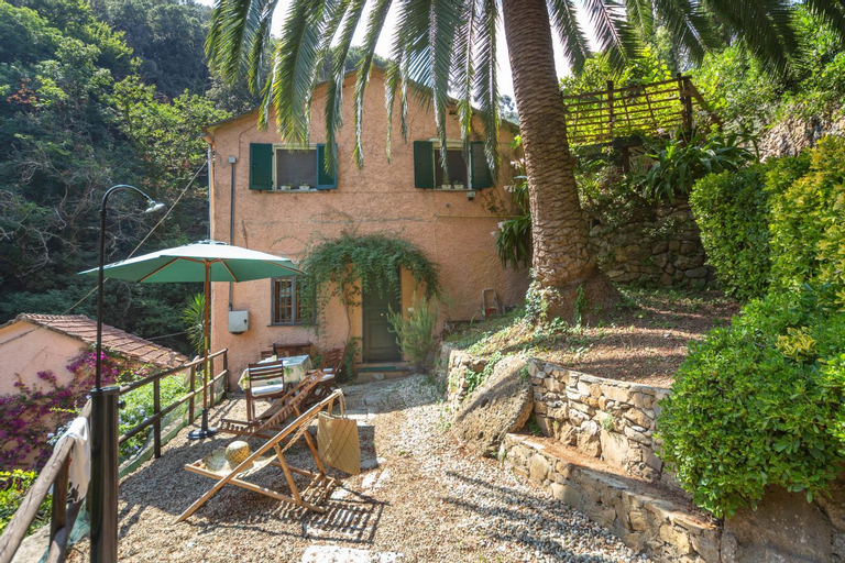 Casa Cassandra. Relax & Privacy ad un passo da Portofino, Genova