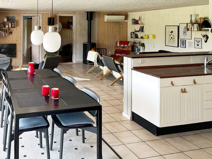 Food & Drinks 4, 5 Star Holiday Home in Dannemare, Lolland