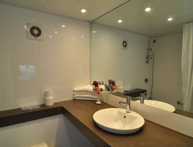 Bathroom, Maagan Holiday Village Kibbutz Hotel