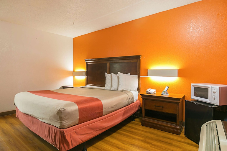 Bedroom 2, Motel6 Conyers, GA, Rockdale