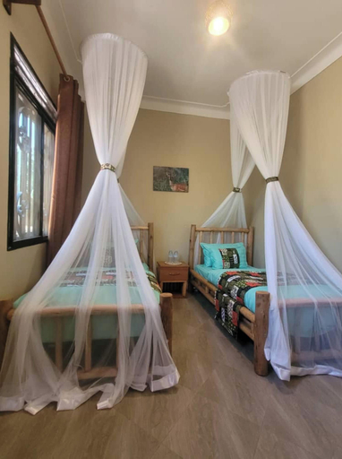 Bedroom 2, Stevalyn's Ridge View Lodge, Buikwe