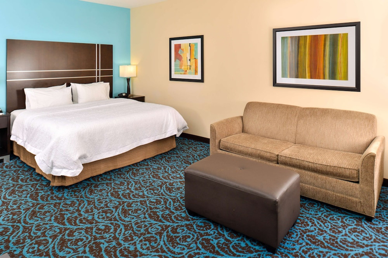 Bedroom 2, Hampton Inn by Hilton Dayton South, Montgomery