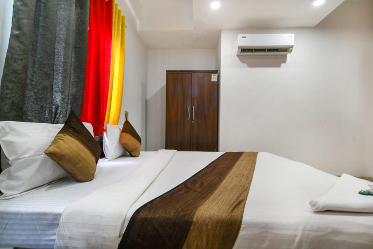 Bedroom 3, Hotel Aarav, Indore