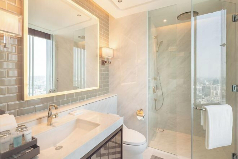 Bathroom 17