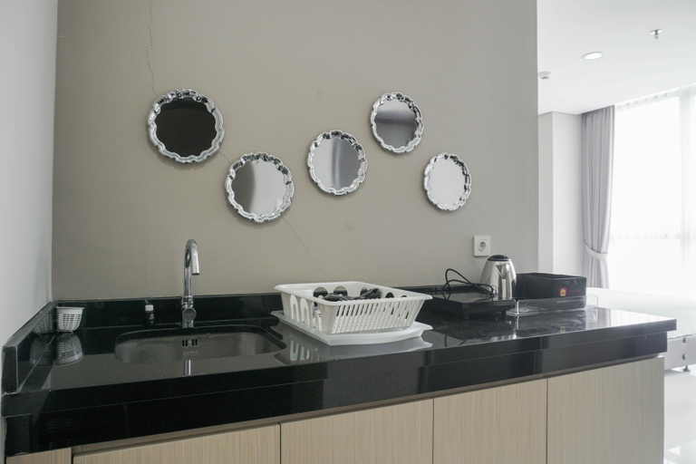 Others 5, Chic and Cozy Studio Apartment at Ciputra International By Travelio, West Jakarta