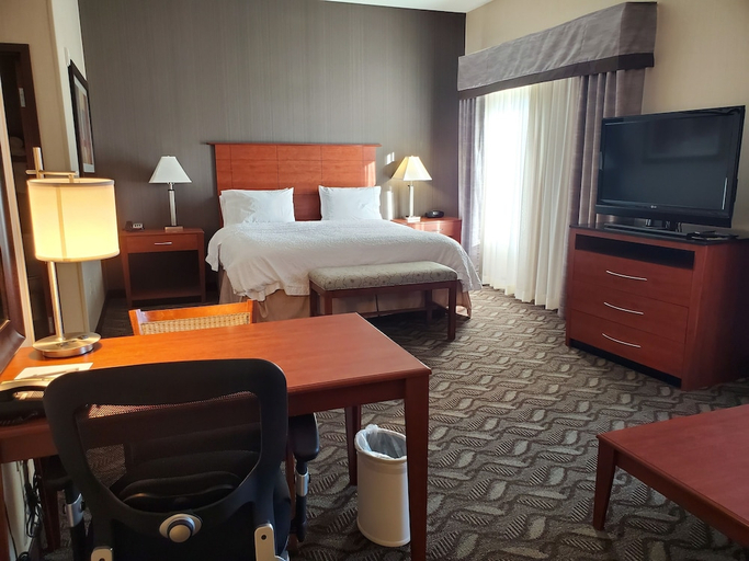 Bedroom 2, Hampton Inn & Suites Craig, Moffat