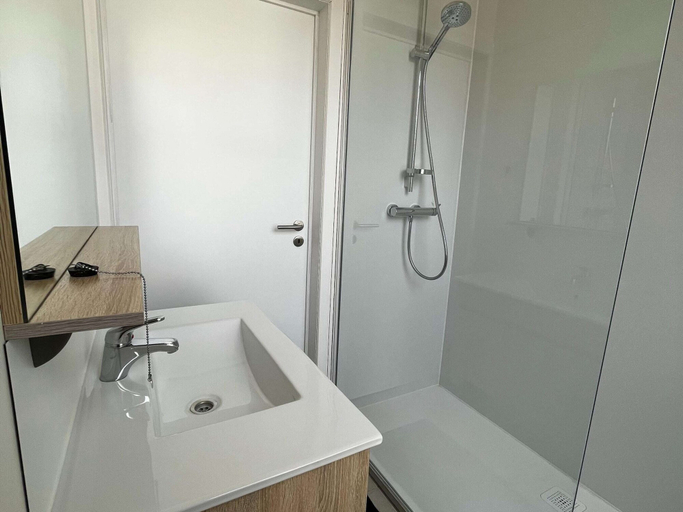 Bathroom 4, Spacious Farmhouse in Houyet with Hot Tub, Namur