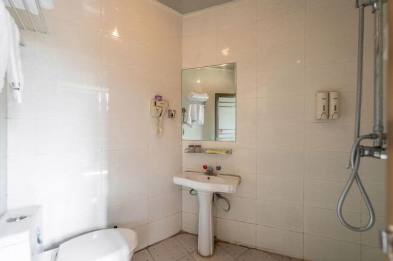 Bathroom 1