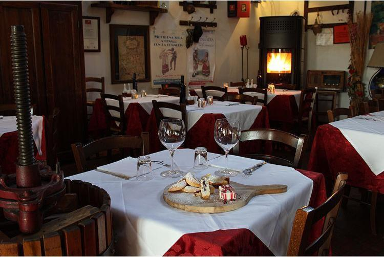 Food & Drinks 4, Ristorante Alloggio Ostello Amolara, Rovigo